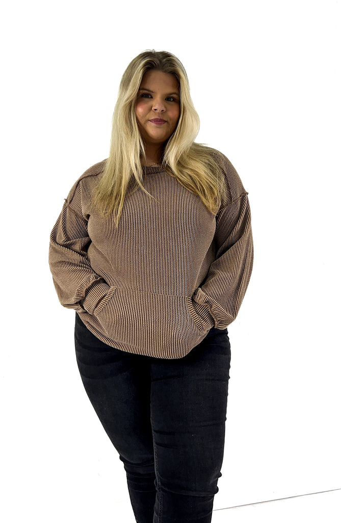 Ribbed Front Pocket Curvy Pullover Top