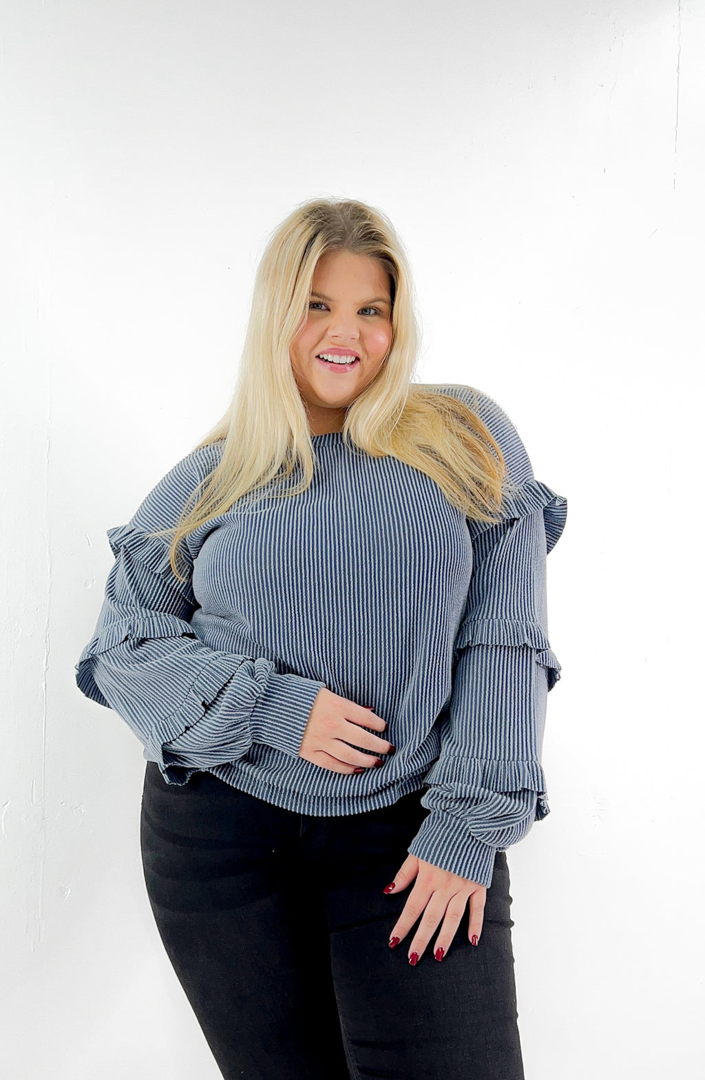 Curvy Ribbed Ruffle Detailed Long Sleeve Top