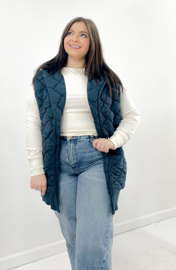 Oversize Quilted Fleece Hooded Vest