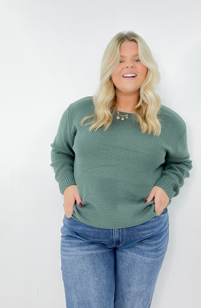 Mid-weight Round Neck Curvy Sweater