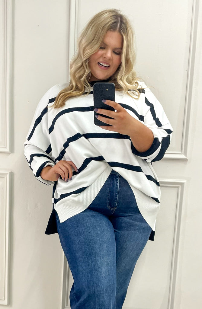 Black & White Curvy Contrast Stripe Sweater