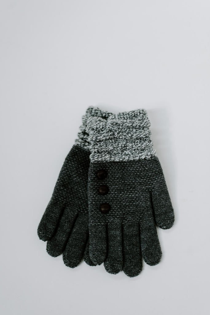 Triple Button Gloves