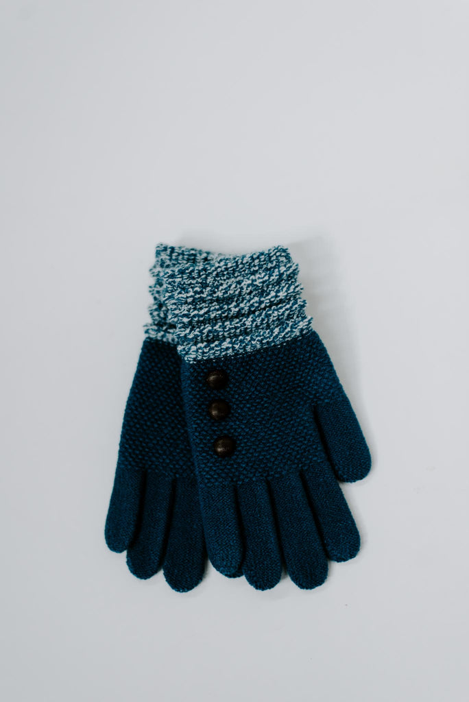 Triple Button Gloves