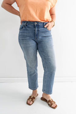 Elizabeth Straight Crop Jeans | Kut from the Kloth