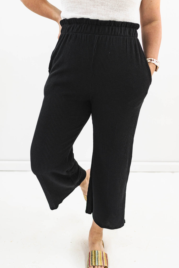 Beach House Cropped Paperbag Pants