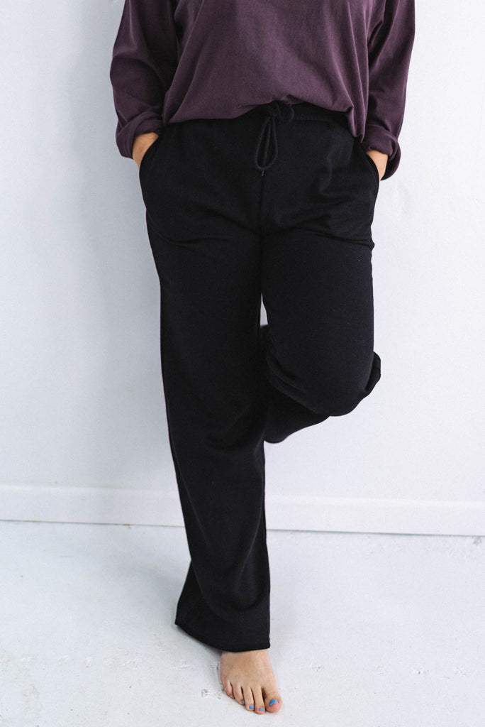 Lindy Fleece Straight Leg Sweatpants